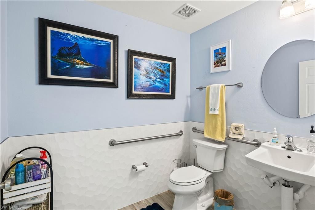 4574 Pine Island Rd Nw, Matlacha, FL 33993 Photo