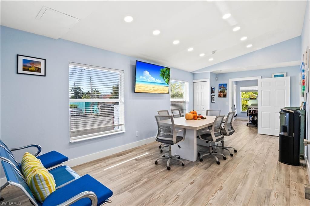 4574 Pine Island Rd Nw, Matlacha, FL 33993 Photo