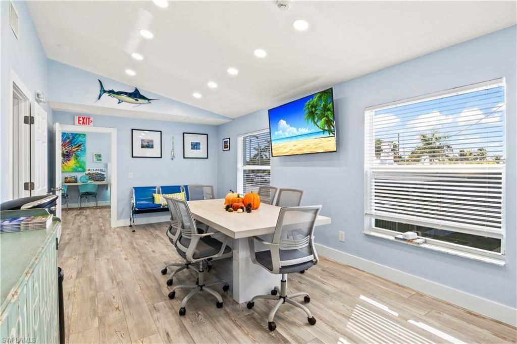 4574 Pine Island Rd Nw, Matlacha, FL 33993 Photo