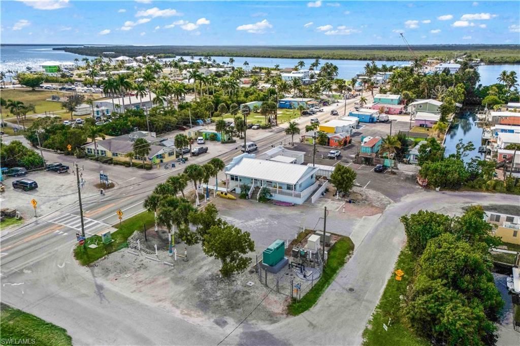 4574 Pine Island Rd Nw, Matlacha, FL 33993 Photo