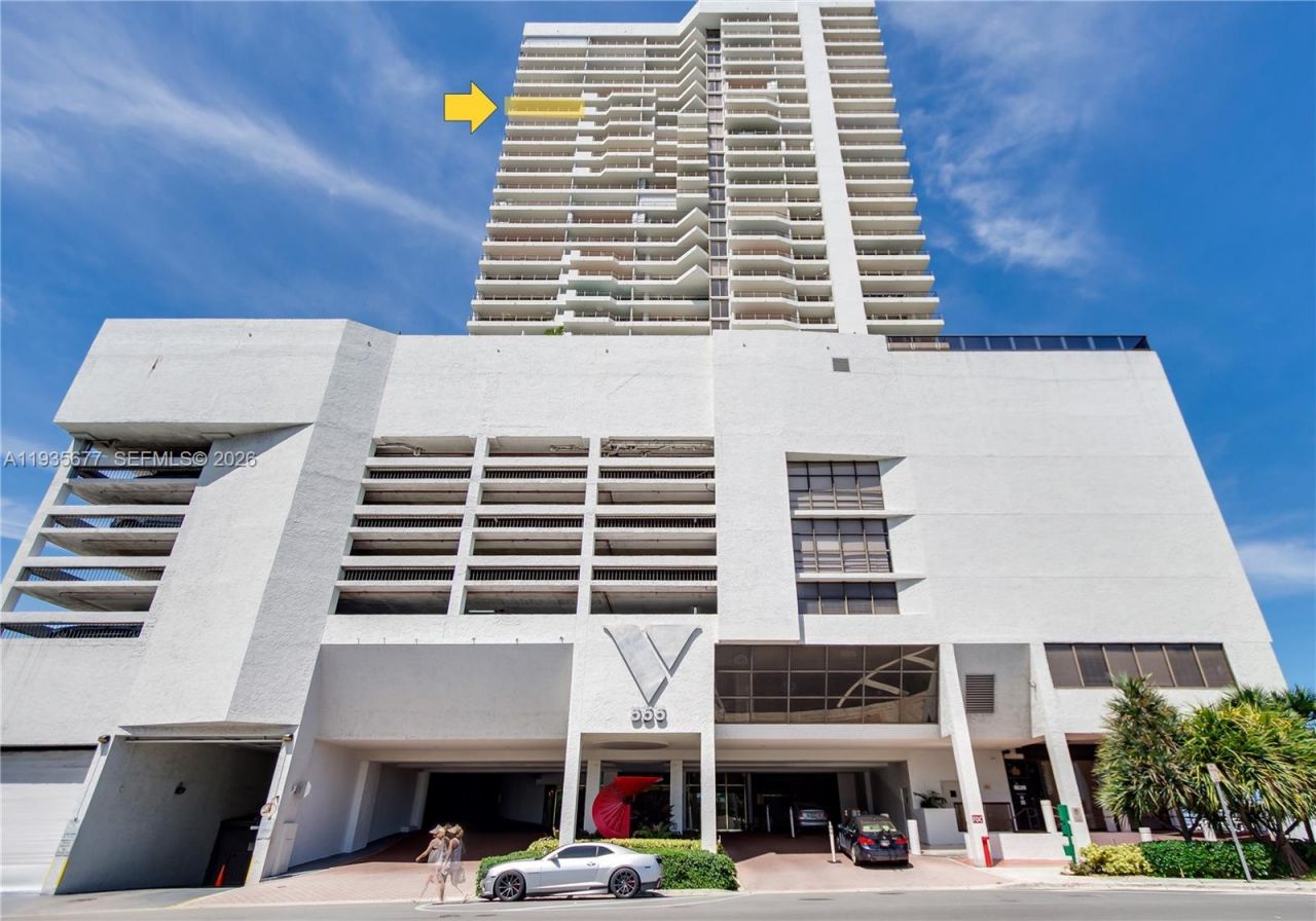 555 NE 15th St, Unit 30H, Miami, FL 33132 Photo