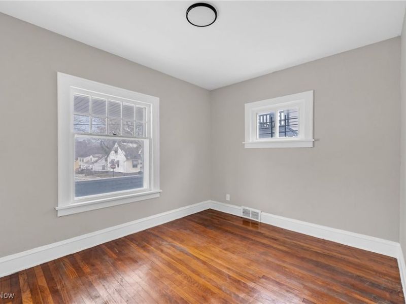 3367 E 102nd Street, Cleveland, OH 44104 Photo 27