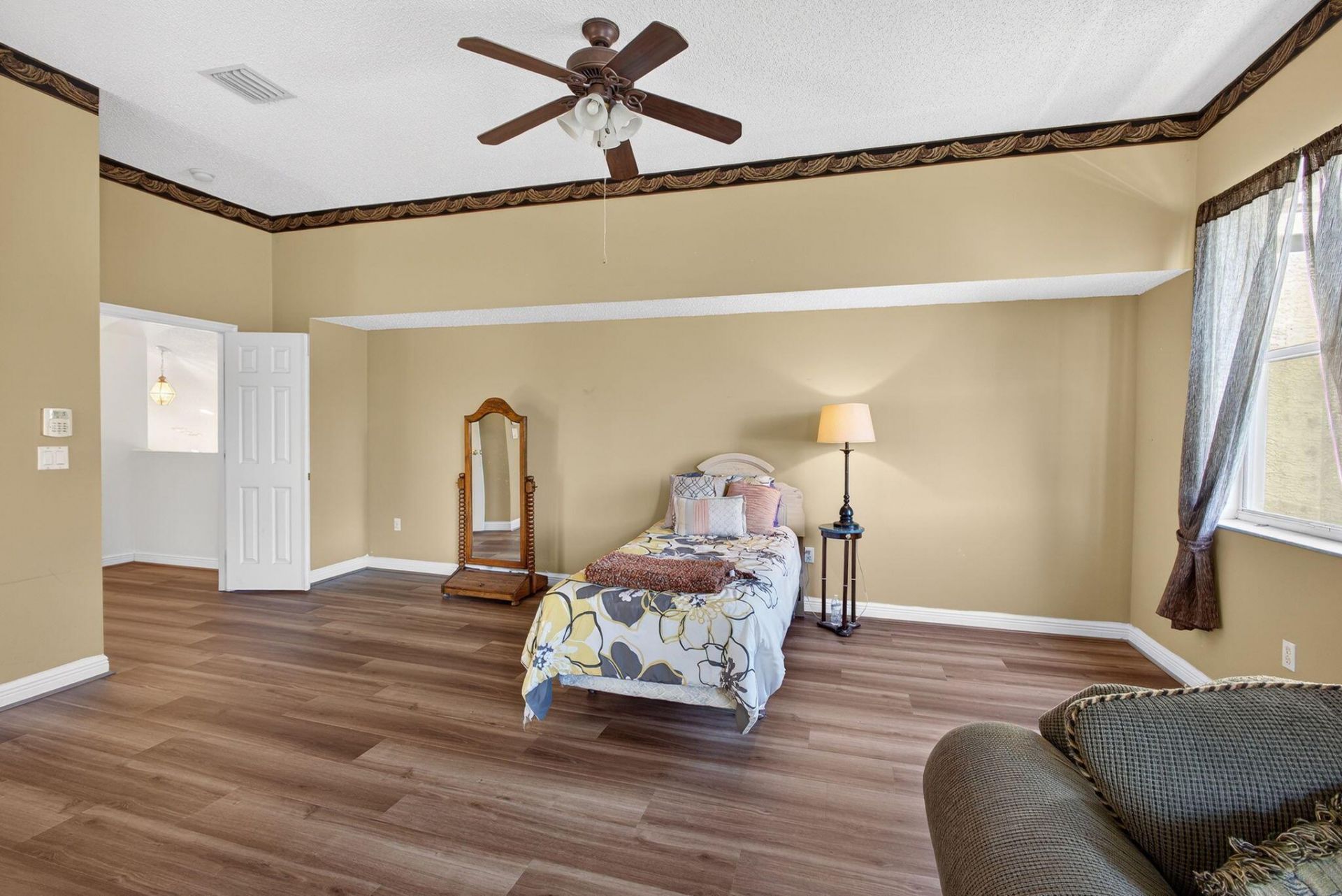 2008 Reston Circle, Royal Palm Beach, FL 33411 Photo