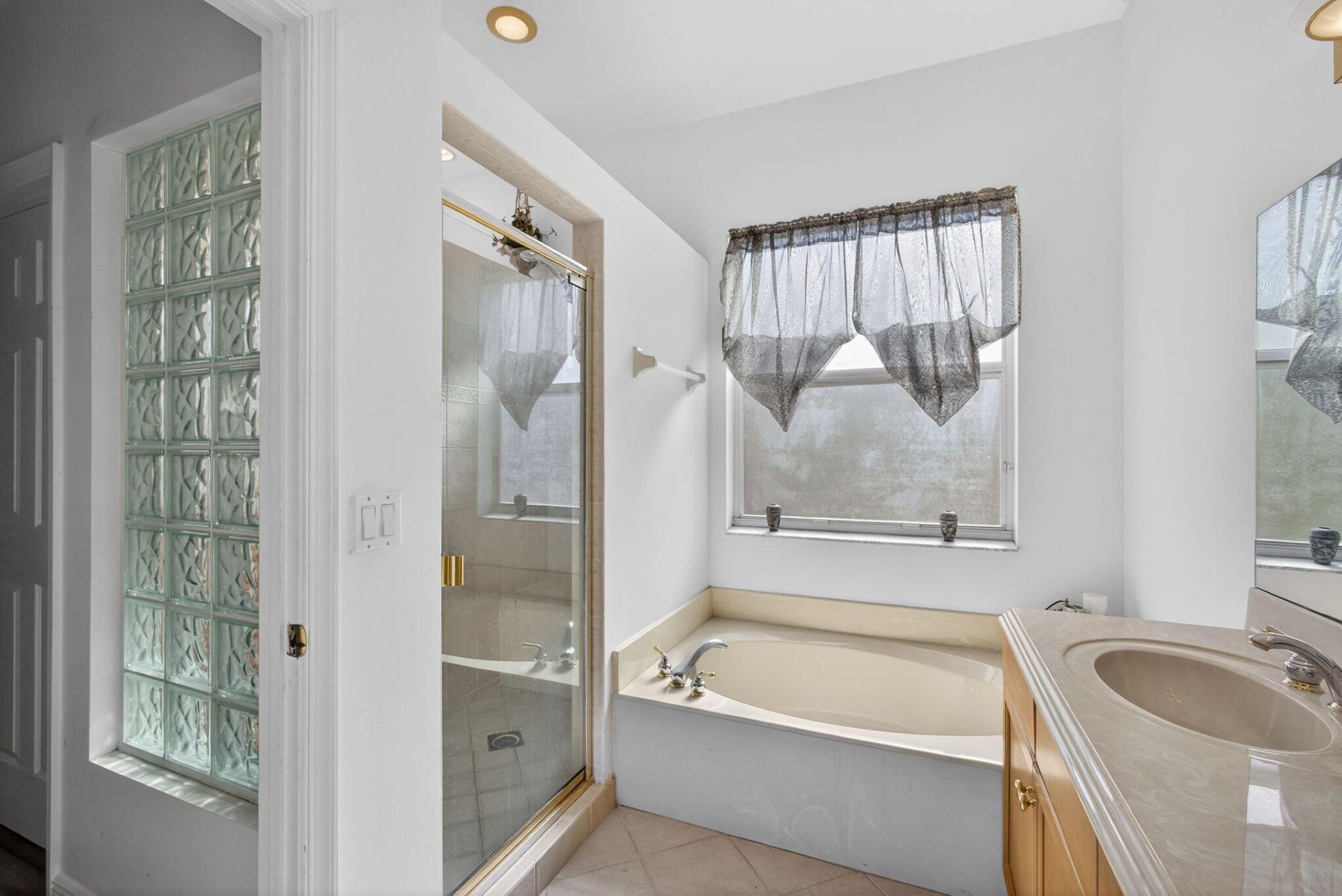 2008 Reston Circle, Royal Palm Beach, FL 33411 Photo