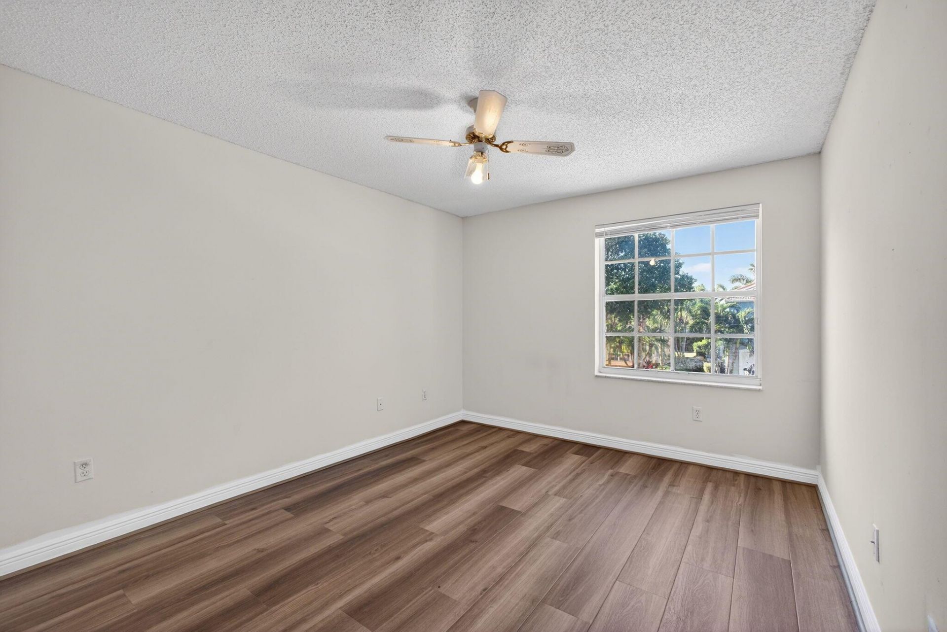 2008 Reston Circle, Royal Palm Beach, FL 33411 Photo