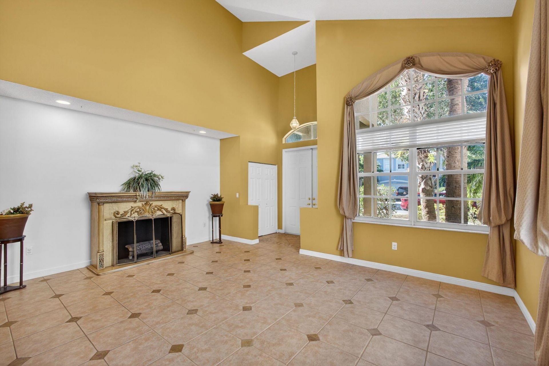 2008 Reston Circle, Royal Palm Beach, FL 33411 Photo