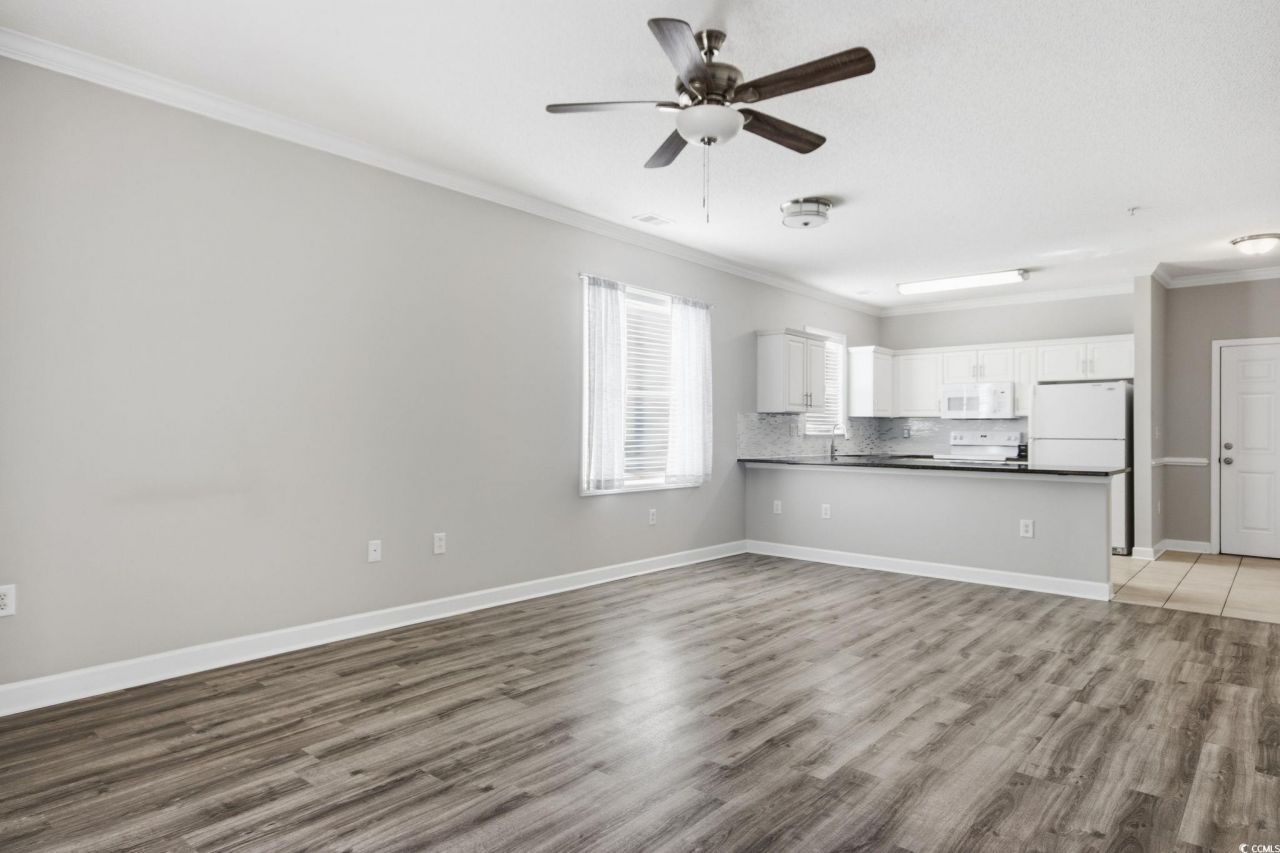 200 Castle Dr. Photo 15