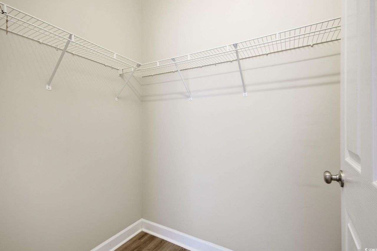 200 Castle Dr. Photo 21