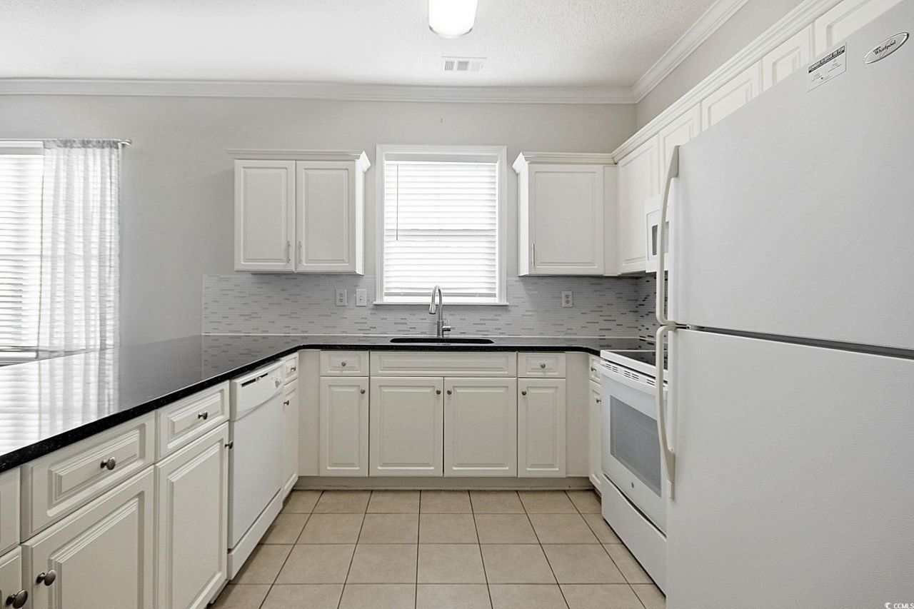 200 Castle Dr. Photo 6