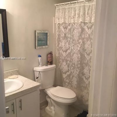 541 Blue Heron Dr, Unit 215, Hallandale Beach, FL 33009 Photo