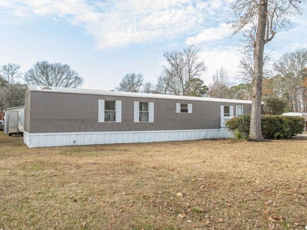 2732 Cirus Dr., Myrtle Beach, SC 29575