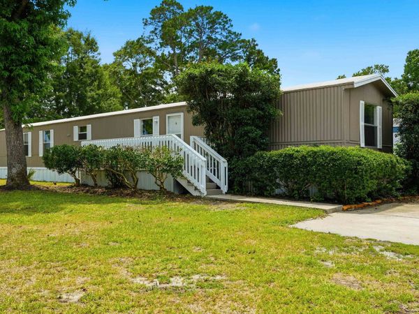2732 Cirus Dr., Myrtle Beach, SC 29575
