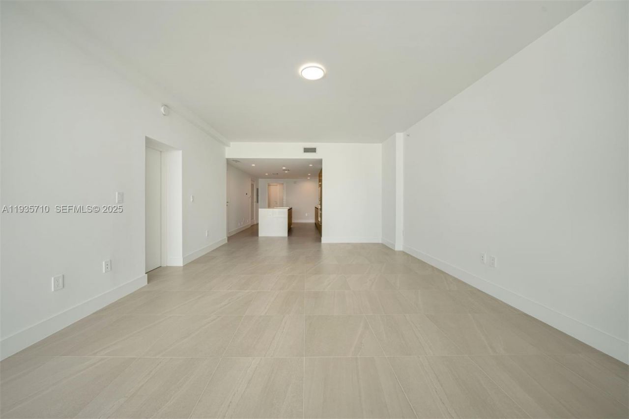 1150 102nd St , Unit 603, Bay Harbor Islands, FL 33154 Photo