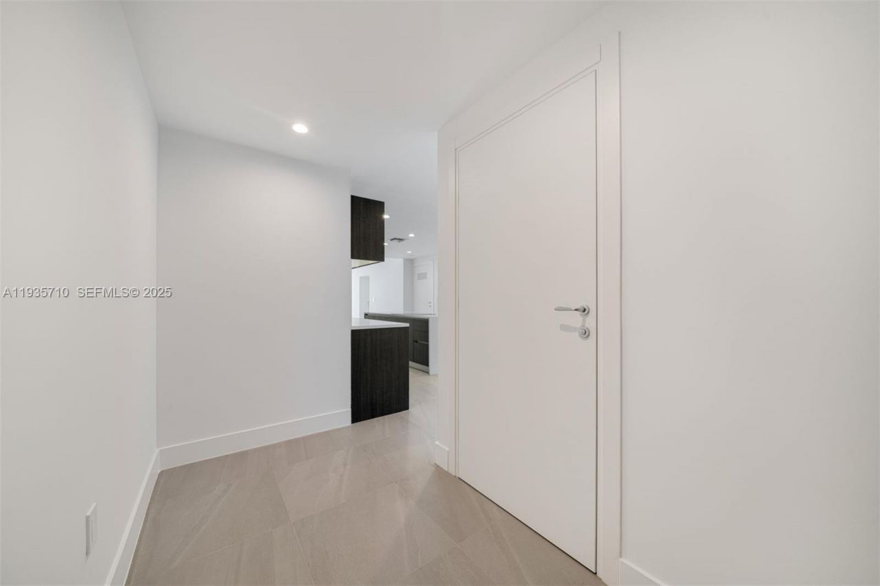 1150 102nd St , Unit 603, Bay Harbor Islands, FL 33154 Photo