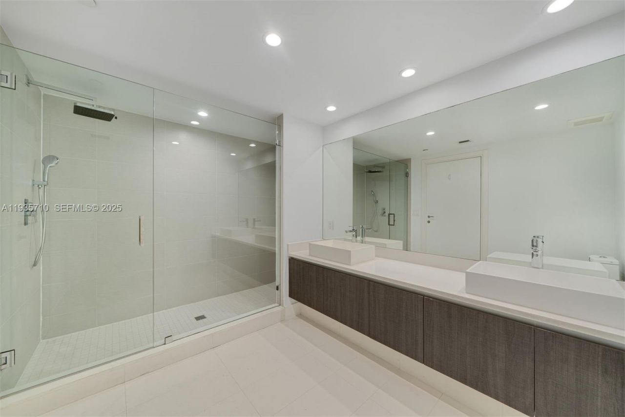 1150 102nd St , Unit 603, Bay Harbor Islands, FL 33154 Photo