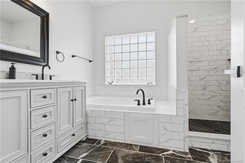 884 NW Waterlily Place, Jensen Beach, FL 34957 Photo