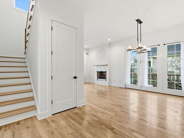 131 Fain St, Nashville, TN 37210