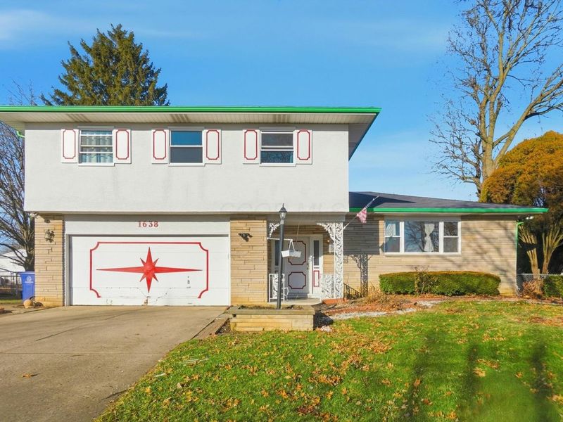 1638 Arrowood Lp N, Columbus, OH 43229 Photo 1