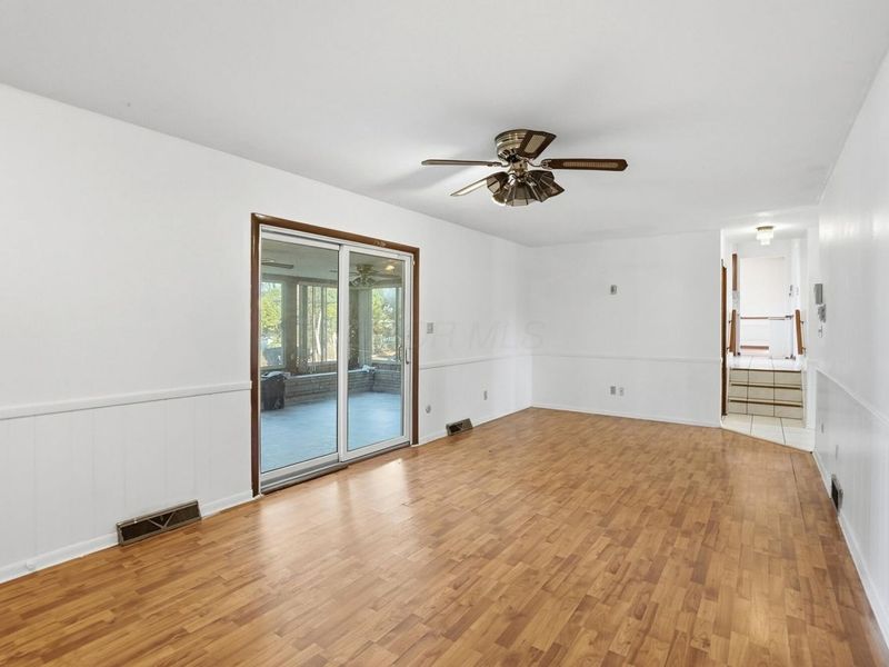 1638 Arrowood Lp N, Columbus, OH 43229 Photo 10