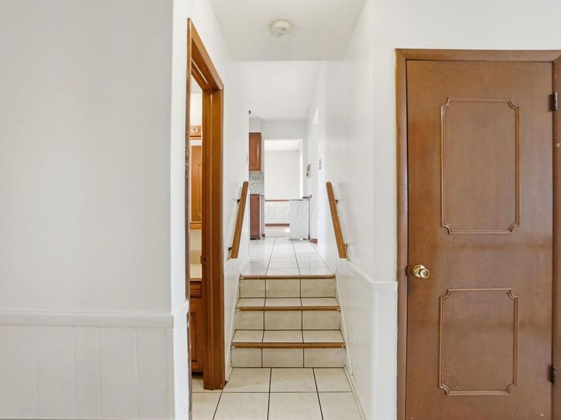 1638 Arrowood Lp N, Columbus, OH 43229 Photo 15