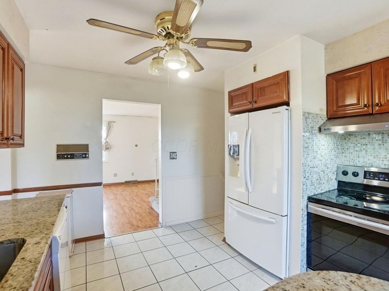 1638 Arrowood Lp N, Columbus, OH 43229 Photo 19