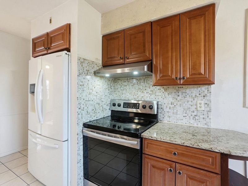 1638 Arrowood Lp N, Columbus, OH 43229 Photo 22