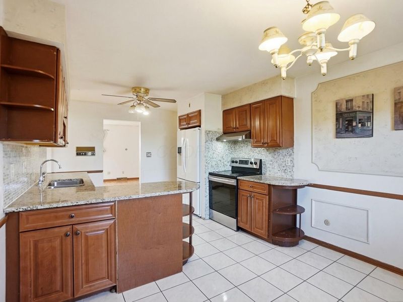 1638 Arrowood Lp N, Columbus, OH 43229 Photo 25