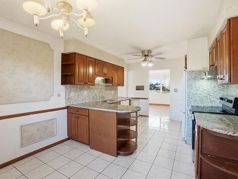 1638 Arrowood Lp N, Columbus, OH 43229 Photo 26