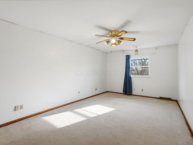 1638 Arrowood Lp N, Columbus, OH 43229 Photo 48