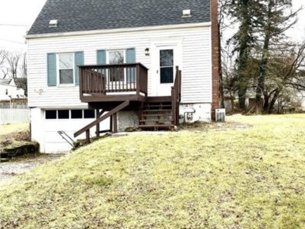216 Bettis Rd, Dravosburg, PA 15034