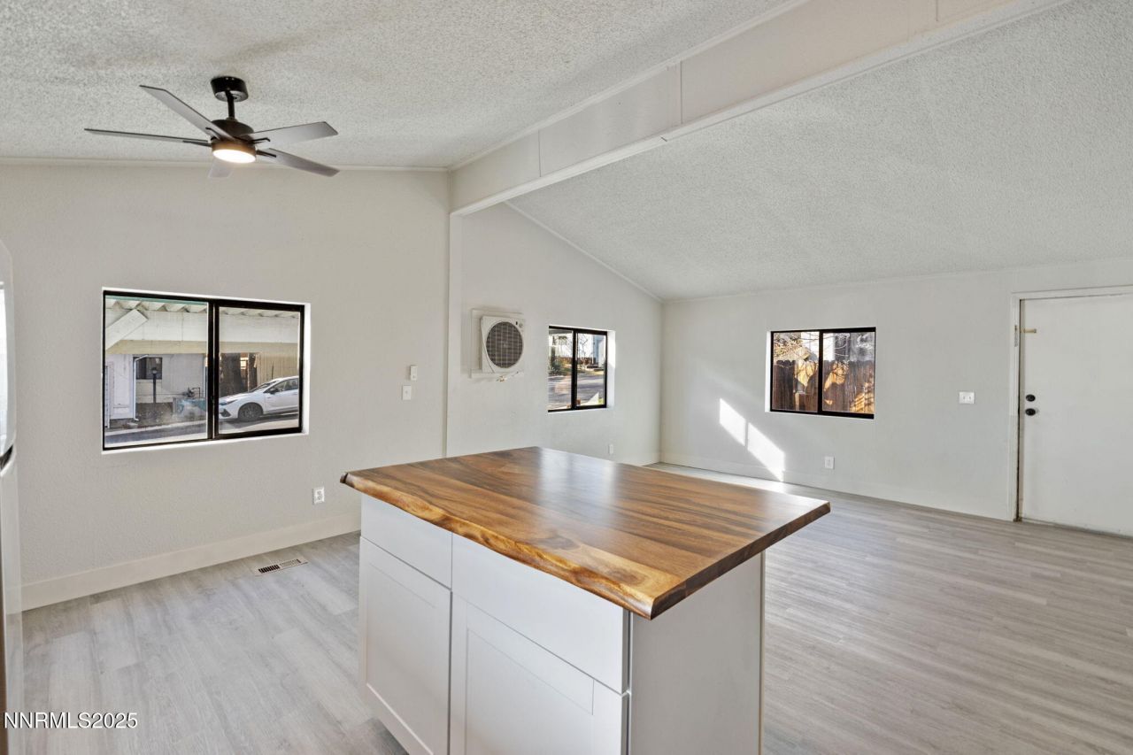 2720 Dahlia Way, Reno, NV 89512 Photo