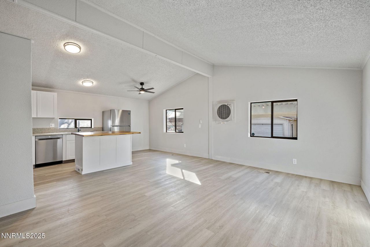 2720 Dahlia Way, Reno, NV 89512 Photo