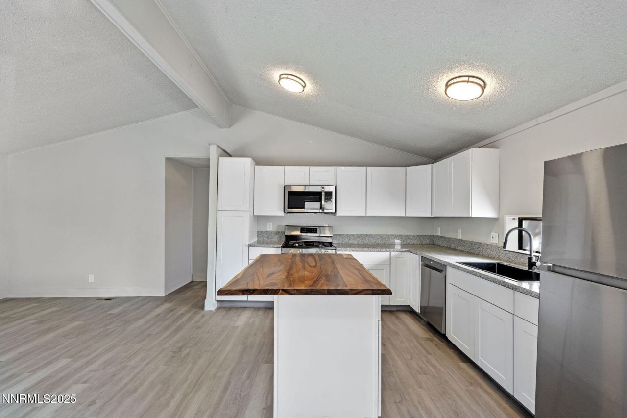 2720 Dahlia Way, Reno, NV 89512 Photo