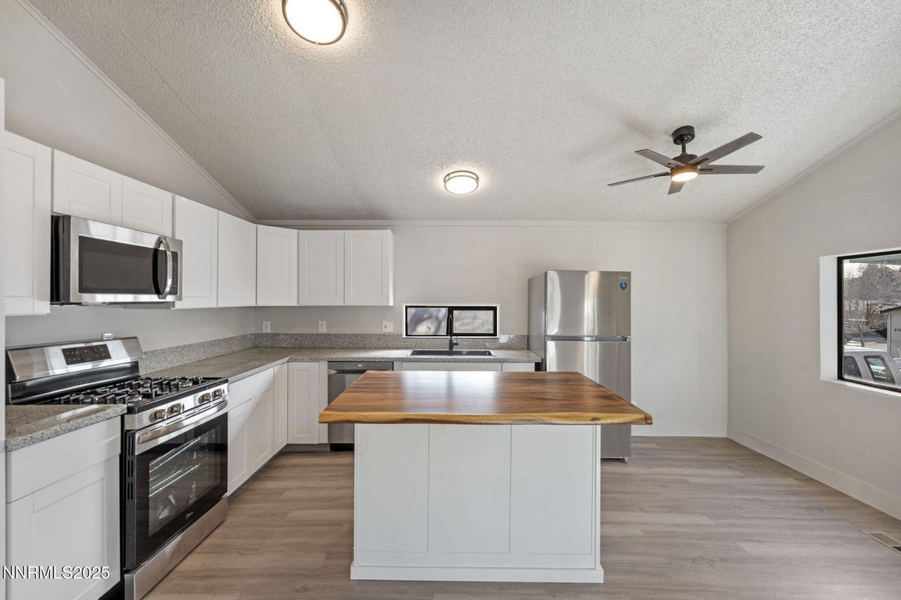 2720 Dahlia Way, Reno, NV 89512 Photo