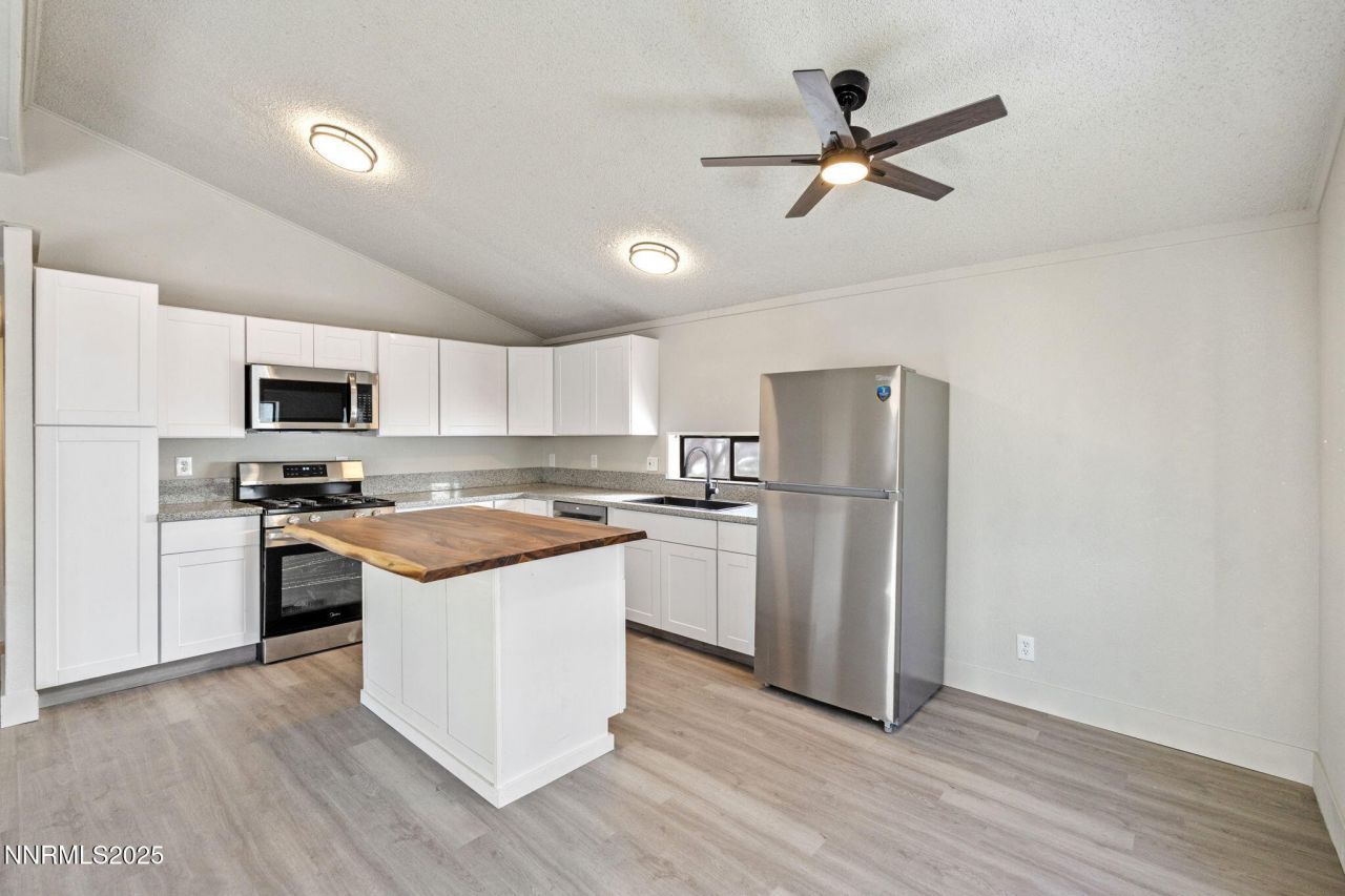 2720 Dahlia Way, Reno, NV 89512 Photo