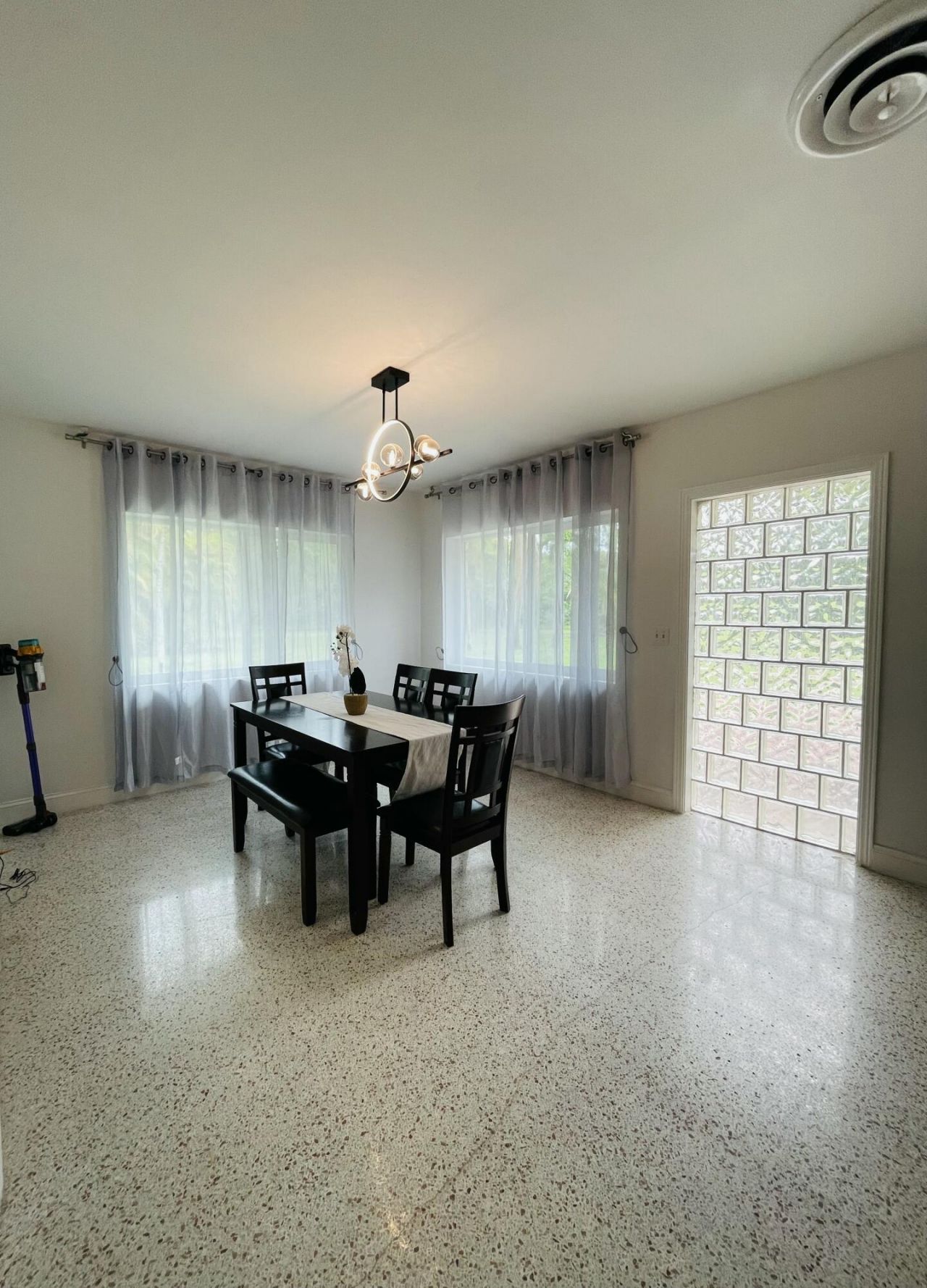 8895 N Bates Road, Palm Beach Gardens, FL 33418 Photo