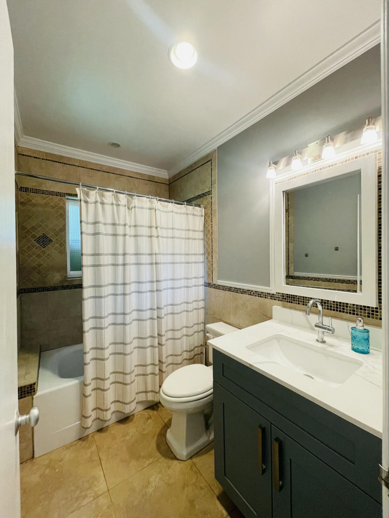 8895 N Bates Road, Palm Beach Gardens, FL 33418 Photo