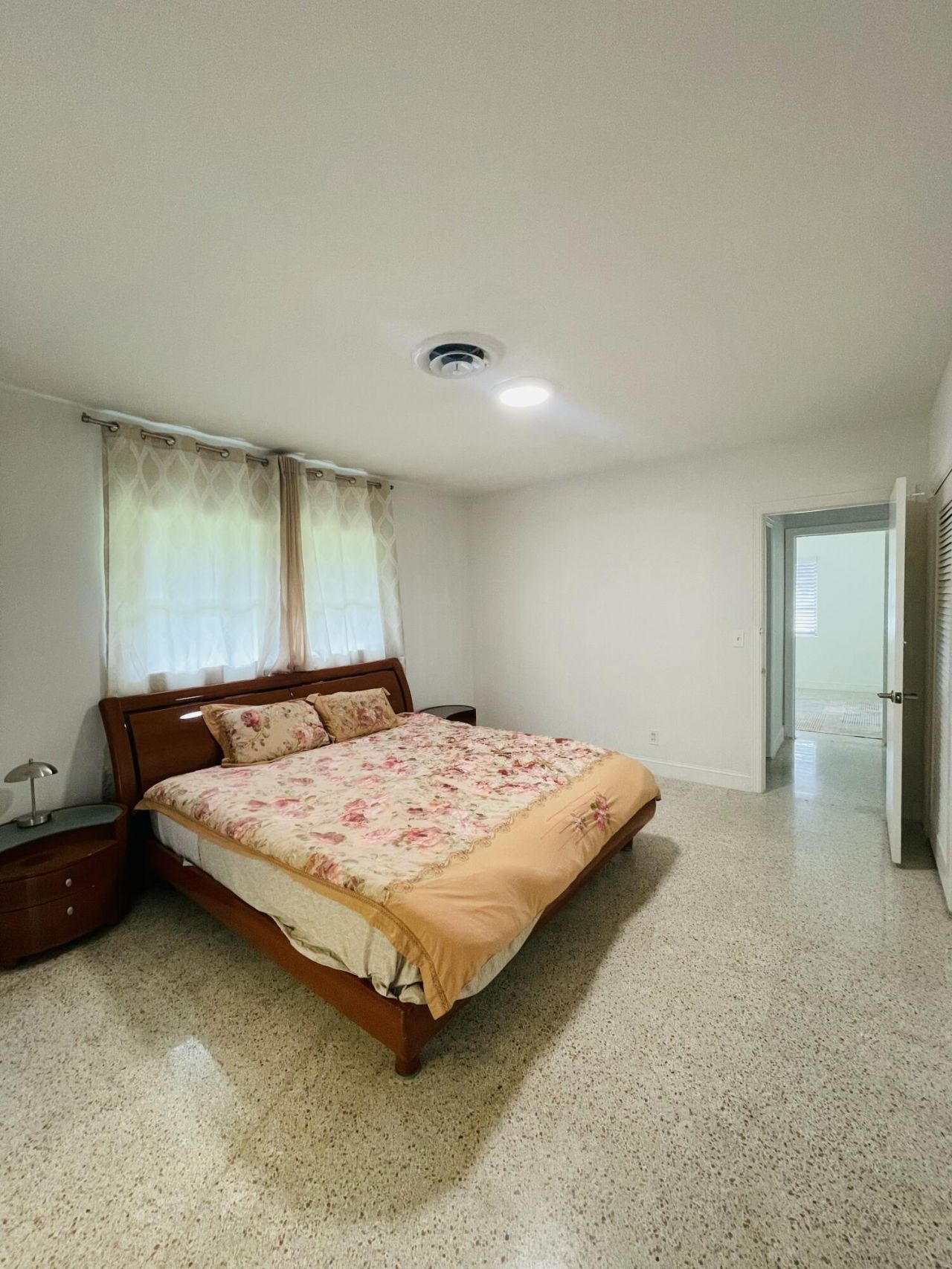 8895 N Bates Road, Palm Beach Gardens, FL 33418 Photo