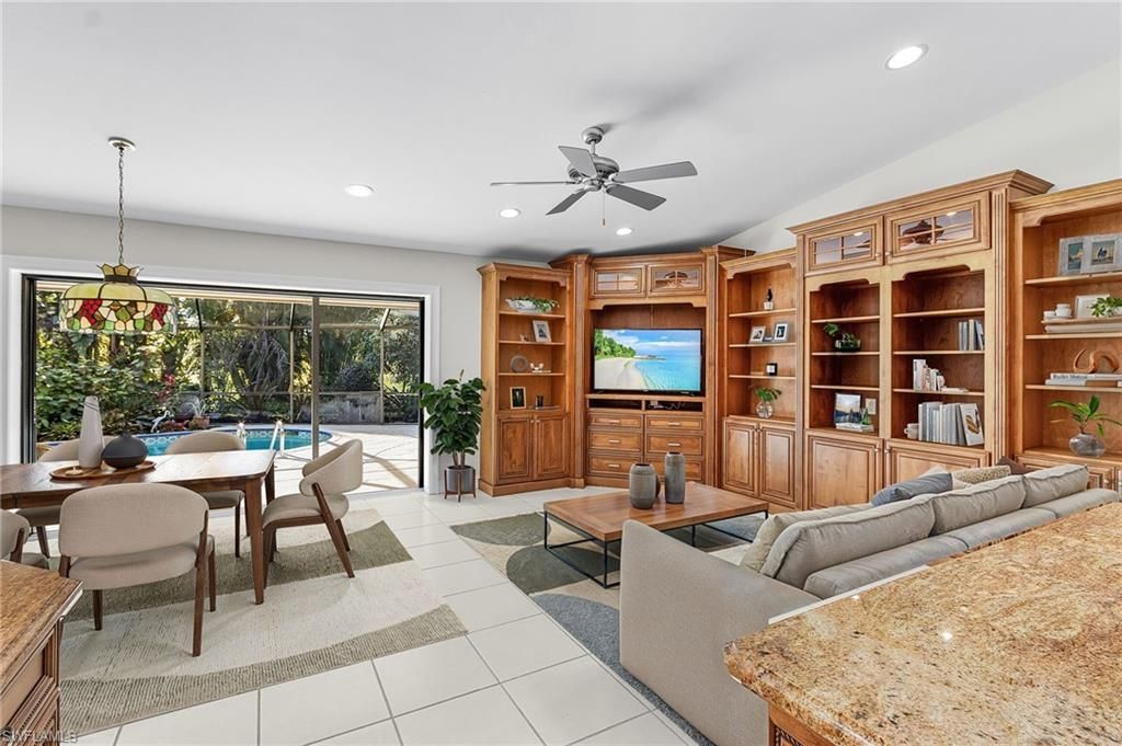 2377 Kings Lake Blvd, Naples, FL 34112 Main Photo