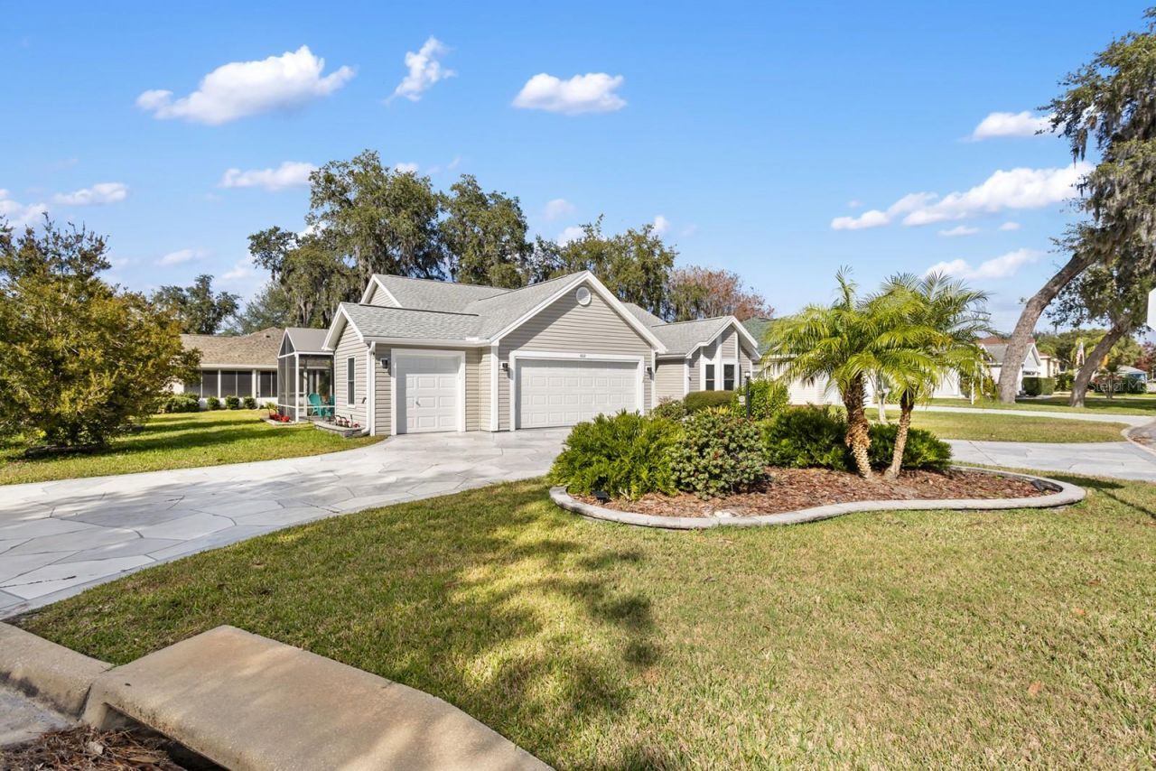 602 Juanita Court, The Villages, FL 32159