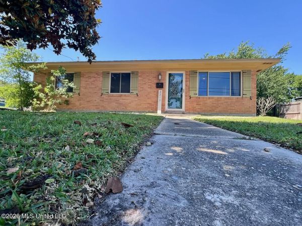 2213 North Street, Gulfport, MS 39507