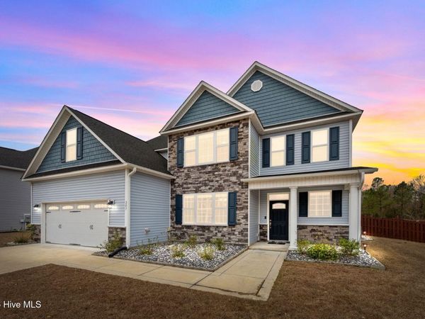 207 Knightheads Drive, Swansboro, NC 28584