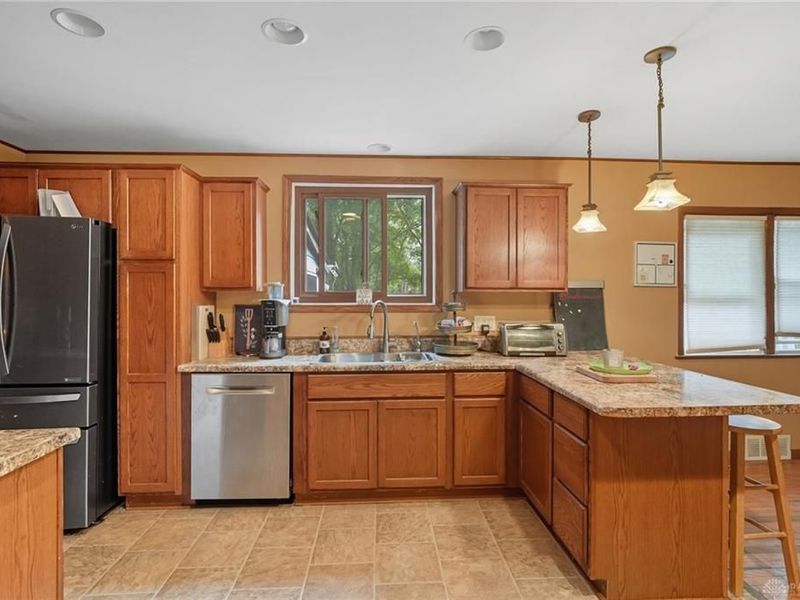 11591 Lower Valley Pike, Medway, OH 45341 Photo 12