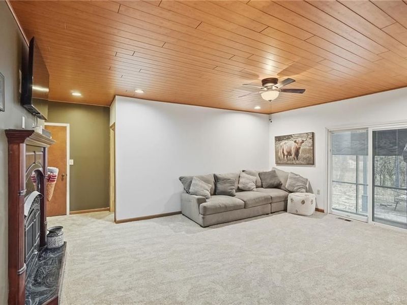 11591 Lower Valley Pike, Medway, OH 45341 Photo 19