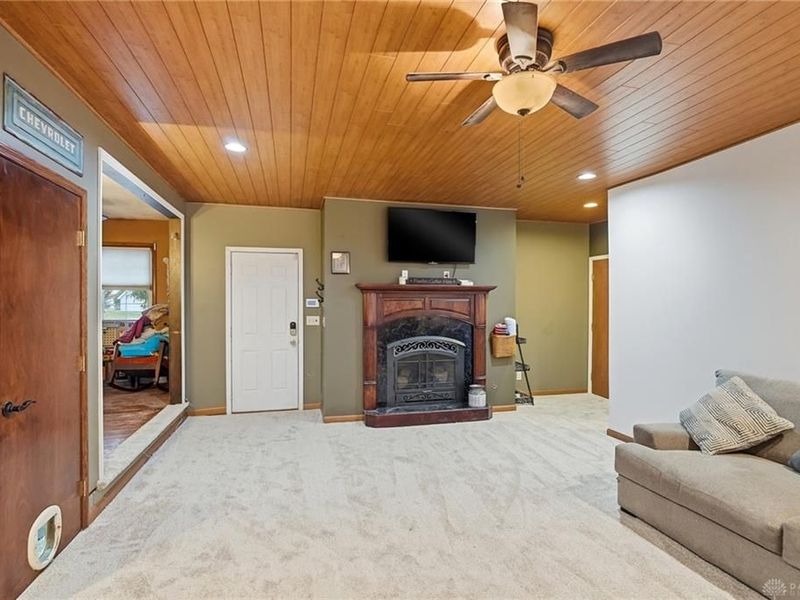 11591 Lower Valley Pike, Medway, OH 45341 Photo 20