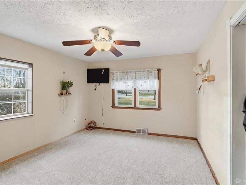 11591 Lower Valley Pike, Medway, OH 45341 Photo 24