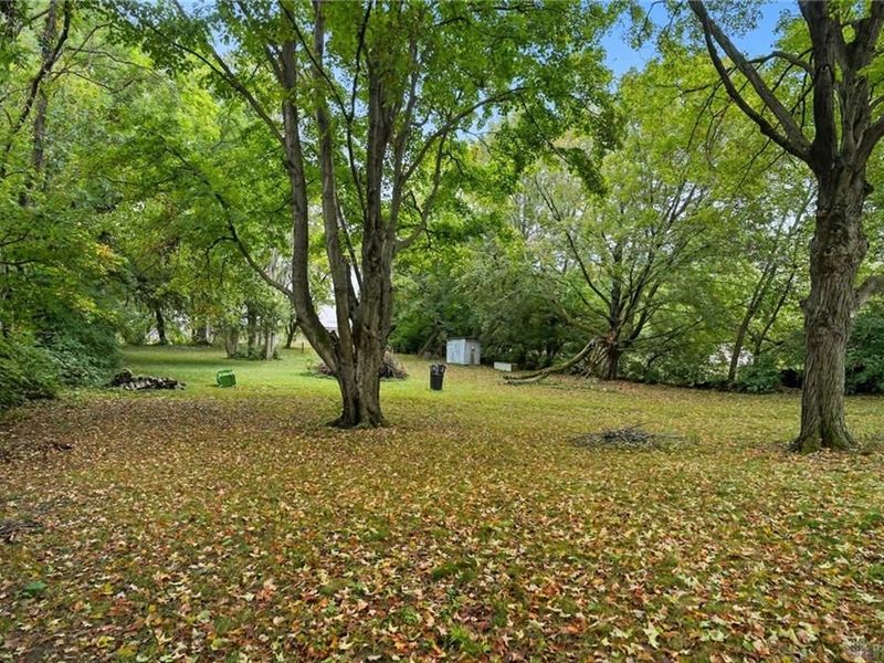 11591 Lower Valley Pike, Medway, OH 45341 Photo 32