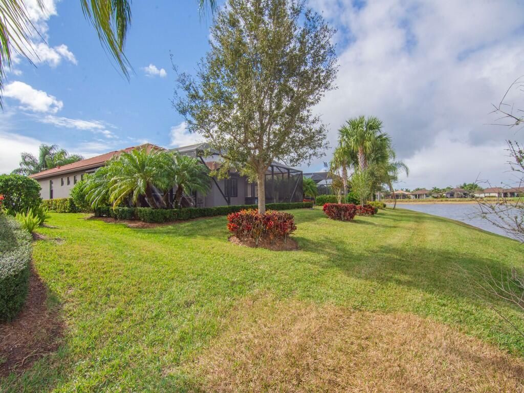 5255 Turtle Creek Circle, Vero Beach, FL 32967 Photo