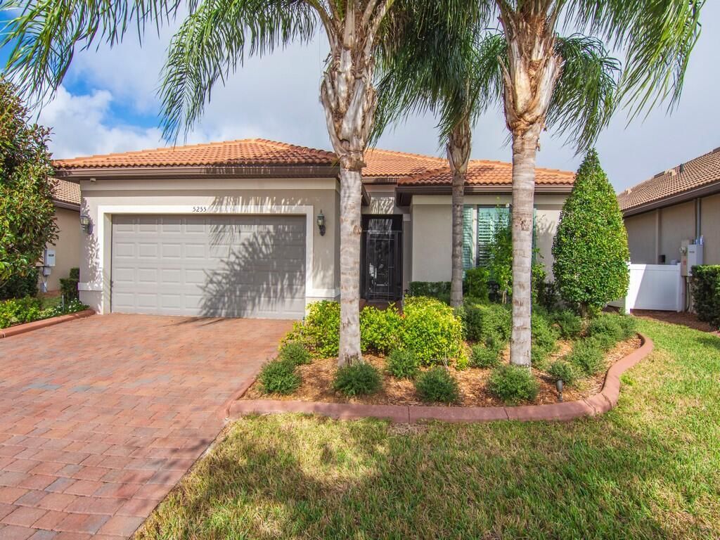 5255 Turtle Creek Circle, Vero Beach, FL 32967 Photo