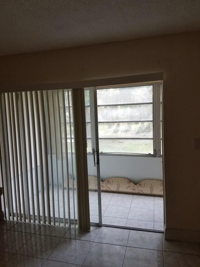 480 N Laurel Drive, Unit 4A, Margate, FL 33063 Photo